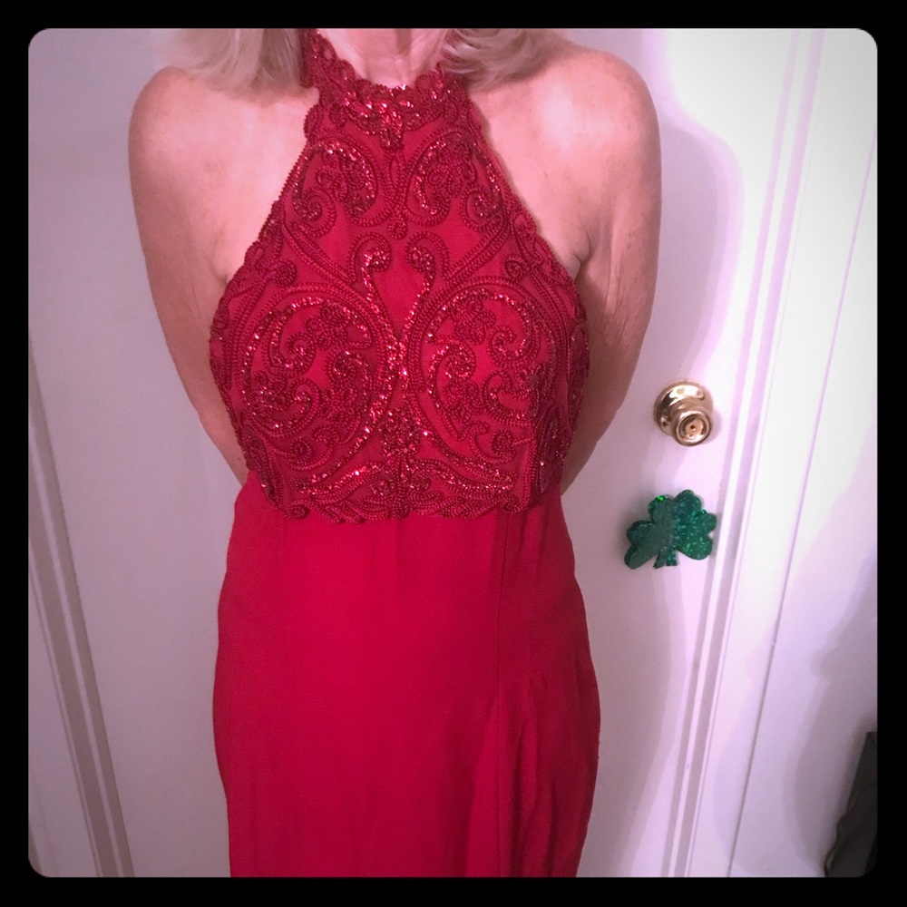 Ankle length prom/evening gown.